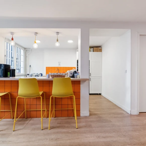 Bureau privé 75 m² 14 postes Location bureau Rue Saint-Fiacre Paris 75002 - photo 4