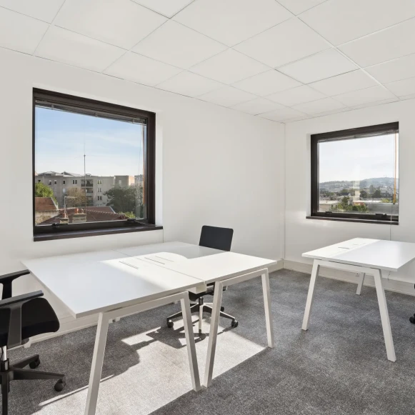 Bureau privé 24 m² 5 postes Coworking Avenue Victor Hugo Rueil-Malmaison 92500 - photo 6