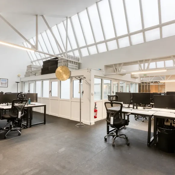 Espace indépendant 450 m² 60 postes Coworking Rue René Villermé Paris 75011 - photo 14