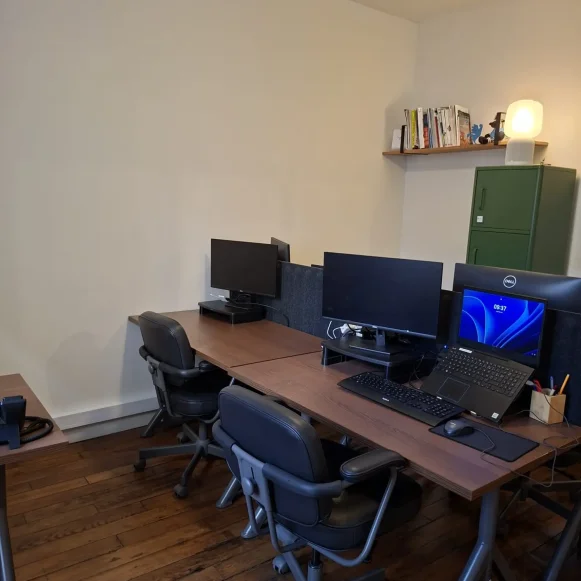 Espace indépendant 80 m² 8 postes Location bureau Rue Jonquoy Paris 75014 - photo 2