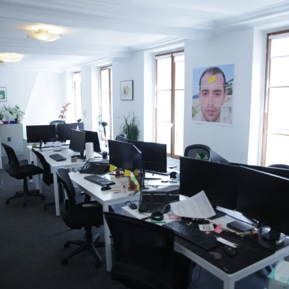 Espace indépendant 84 m² 15 postes Coworking Rue Commines Paris 75003 - photo 3