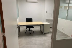 Bureau privé - 75020 - 2 postes - 650€