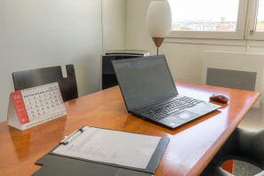 Bureau privé - 69008 - 1 poste - 500€