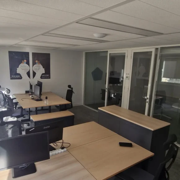 Open Space  8 postes Location bureau Rue du Chevaleret Paris 75013 - photo 1