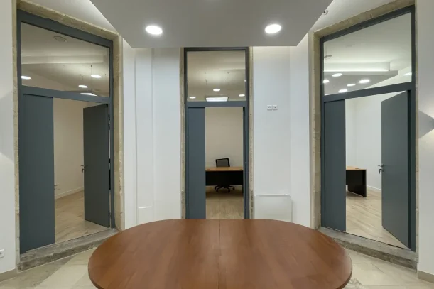 Bureau privé - 33000 - 1 poste - 360€