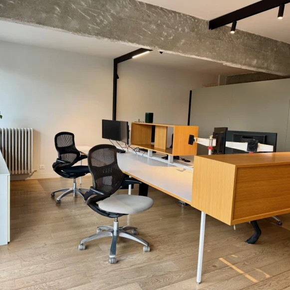 Bureau privé 24 m² 4 postes Location bureau Boulevard Edgar Quinet Paris 75014 - photo 3