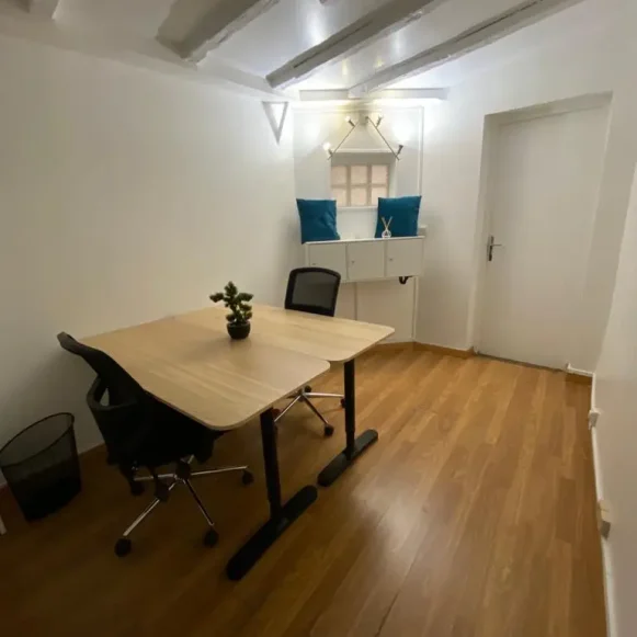 Espace indépendant 52 m² 12 postes Location bureau Rue Poissonnière Paris 75002 - photo 6