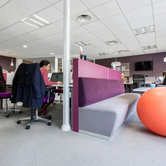 Bureau privé 10 m² 2 postes Coworking Avenue Carnot Nantes 44000 - photo 6