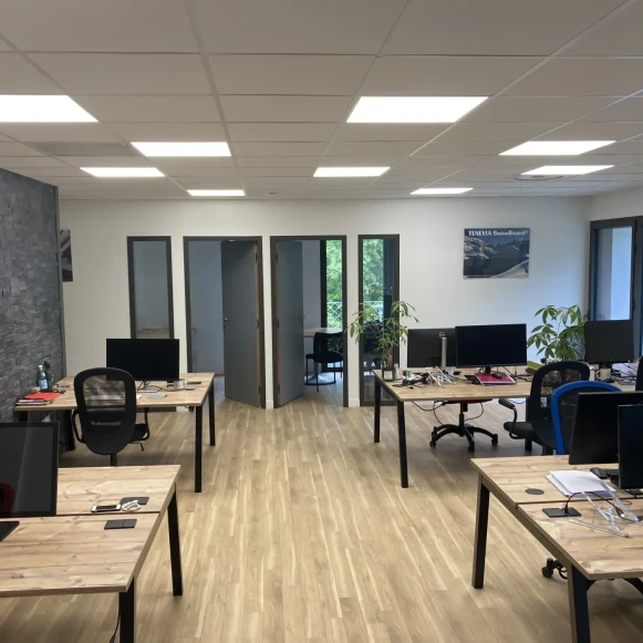 Espace indépendant 250 m² 25 postes Coworking Chemin de la Dhuy Meylan 38240 - photo 1