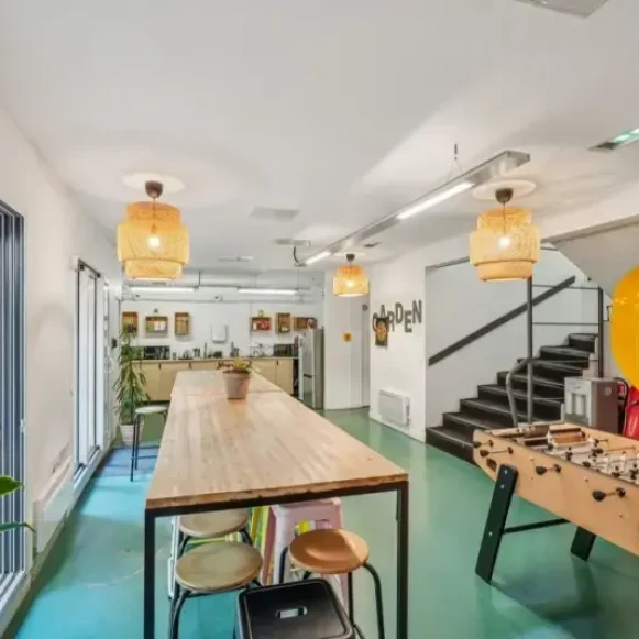 Bureau privé 36 m² 12 postes Location bureau Rue Henry Monnier Paris 75009 - photo 2