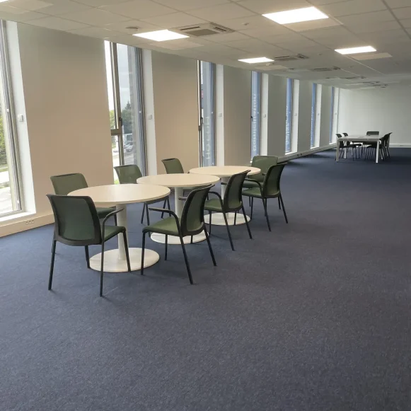 Espace indépendant 150 m² 50 postes Location bureau Rue du Bourg Nouveau Rennes 35000 - photo 3