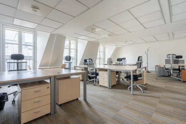 Bureau privé - 75001 - 10 postes - 6330€