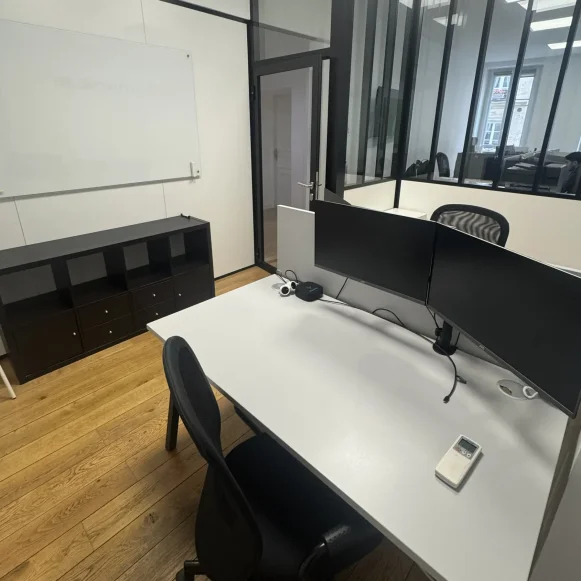 Bureau privé 10 m² 2 postes Location bureau Rue Vignon Paris 75008 - photo 9
