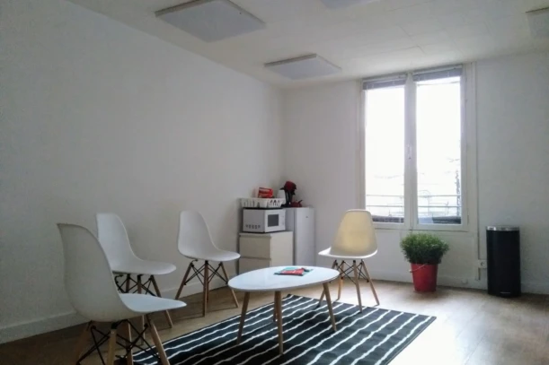 Bureau privé - 44000 - 5 postes - 590€