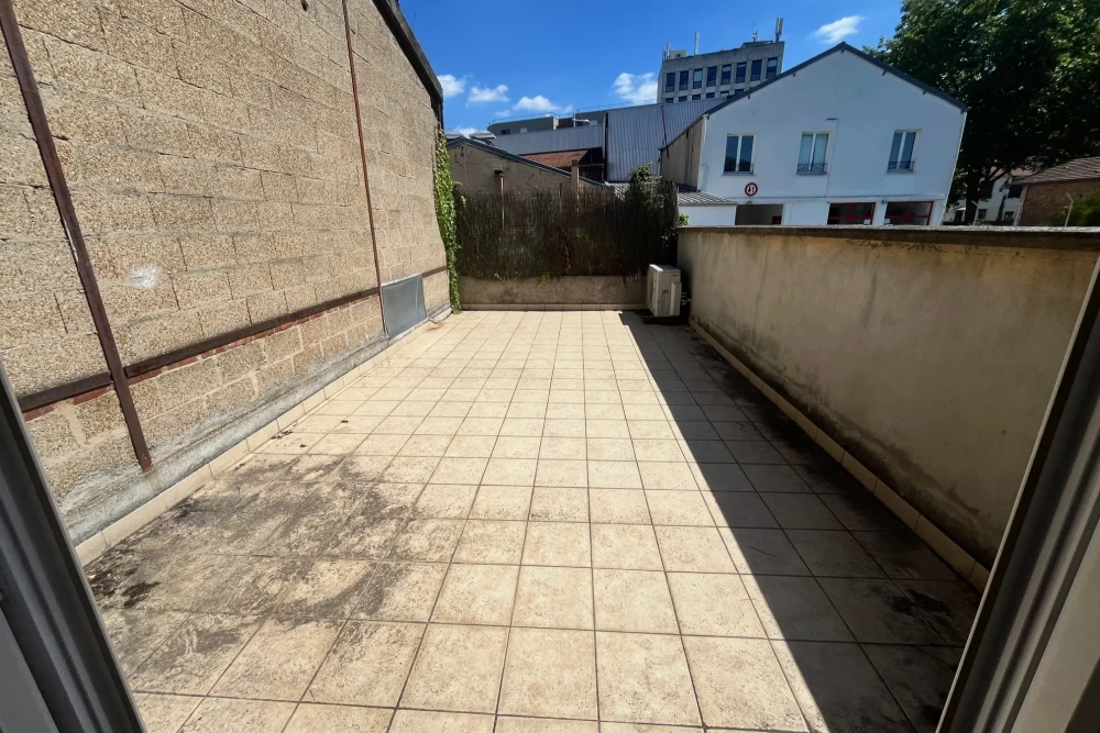 Bureau privé - 92000 - 6 postes - 1600€