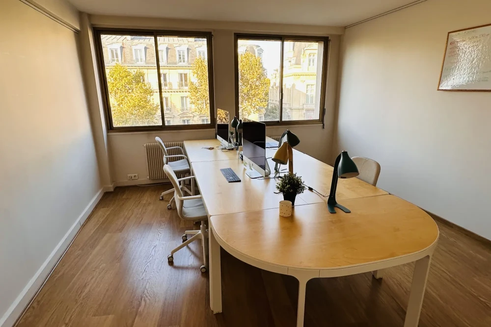 Bureau privé - 92200 - 6 postes - 2250€