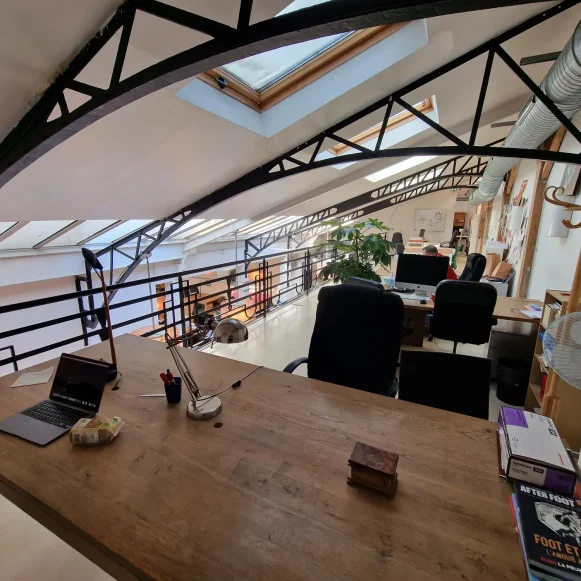 Bureau privé 90 m² 20 postes Location bureau Rue Anatole France Levallois-Perret 92300 - photo 1