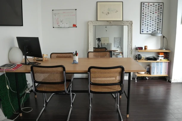 Open Space - 75011 - 2 postes - 360€