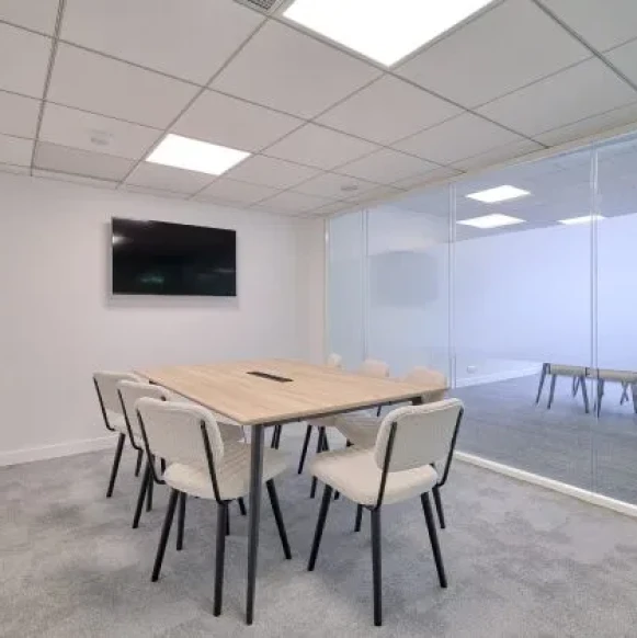 Espace indépendant 330 m² 30 postes Coworking Quai du Président Carnot Saint-Cloud 92210 - photo 4