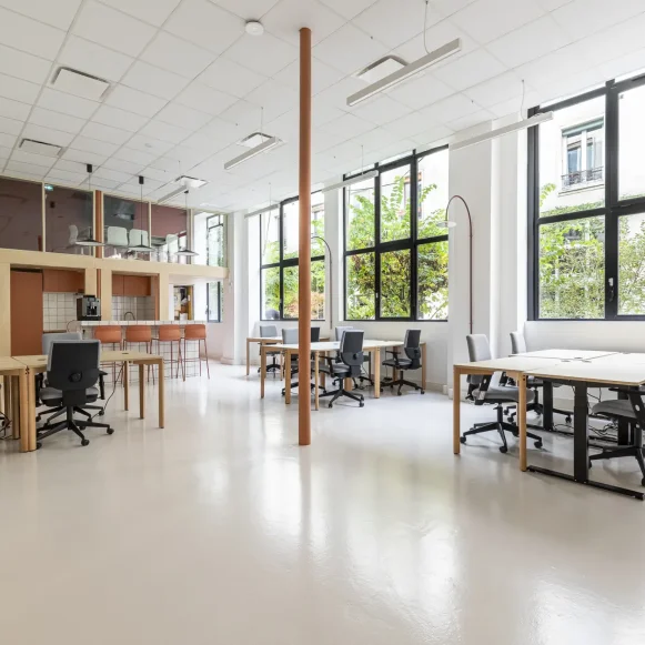 Espace indépendant 140 m² 25 postes Location bureau Rue Oberkampf Paris 75011 - photo 1