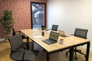 Bureau privé - 93160 - 4 postes - 1200€