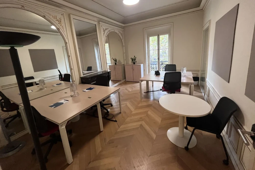 Bureau privé - 75009 - 4 postes - 3330€