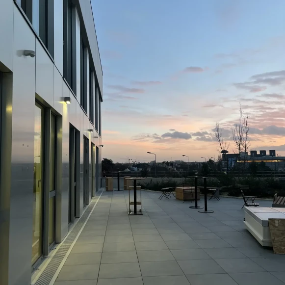 Bureau privé 38 m² 6 postes Coworking Boulevard Jean Moulin Angers 49100 - photo 4