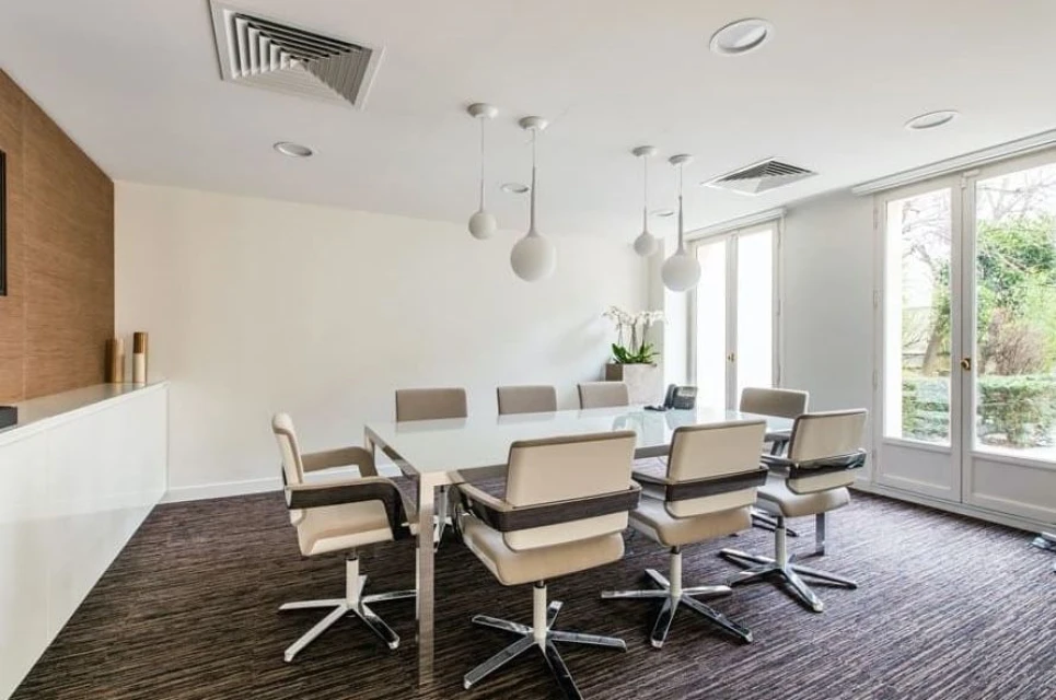 Signature - Faubourg Saint-Honoré