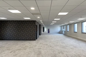 Bureau privé - 69003 - 60 postes - 24900€