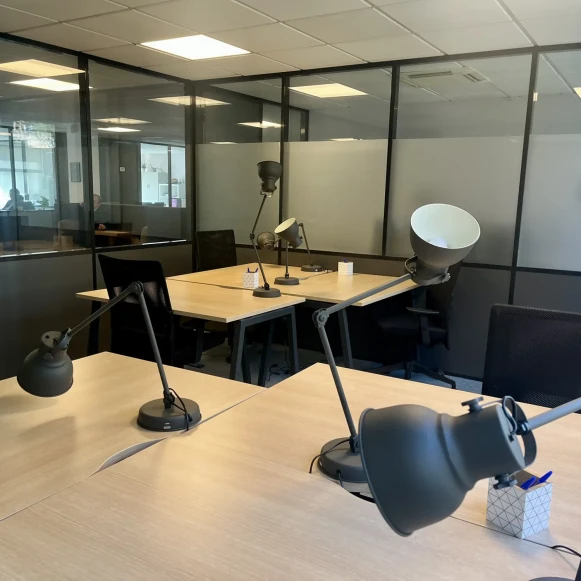 Bureau privé 7 m² 2 postes Coworking Rue des Bateliers Clichy 92110 - photo 11