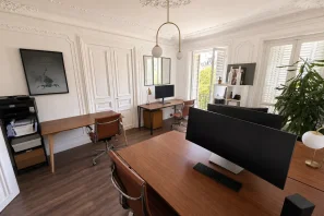 Bureau privé - 75003 - 6 postes - 1700€