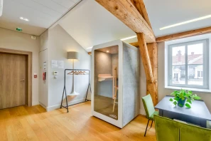 Espace indépendant - 69001 - 16 postes - 6700€