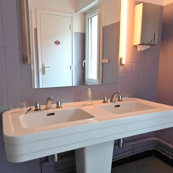 Bureau privé 85 m² 10 postes Location bureau Rue d'Armenonville Neuilly-sur-Seine 92200 - photo 9