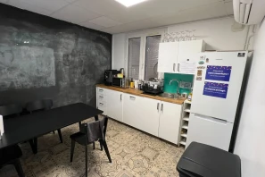 Espace indépendant - 75002 - 32 postes - 13500€