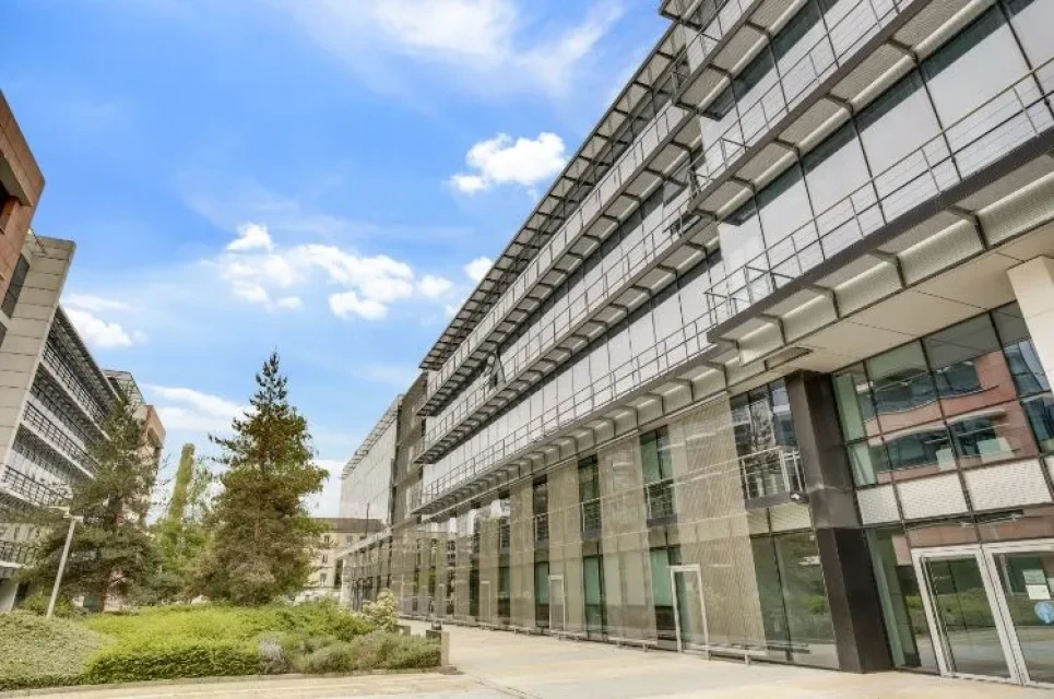 Regus - Suresnes, Green Walk