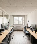 Bureau privé - 75011 - 4 postes - 1440€
