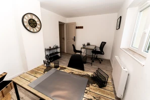 Bureau privé - 27800 - 2 postes - 400€