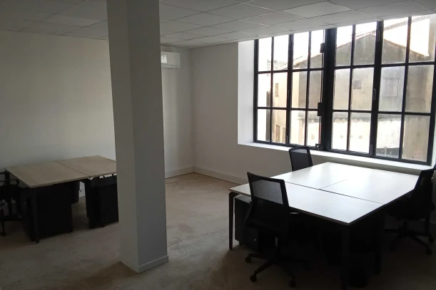 Bureau privé - 34500 - 6 postes - 2160€