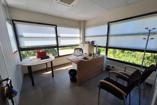 Bureau privé - 77100 - 2 postes - 400€