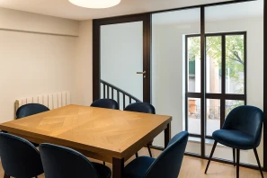 Espace indépendant - 75011 - 7 postes - 3000€