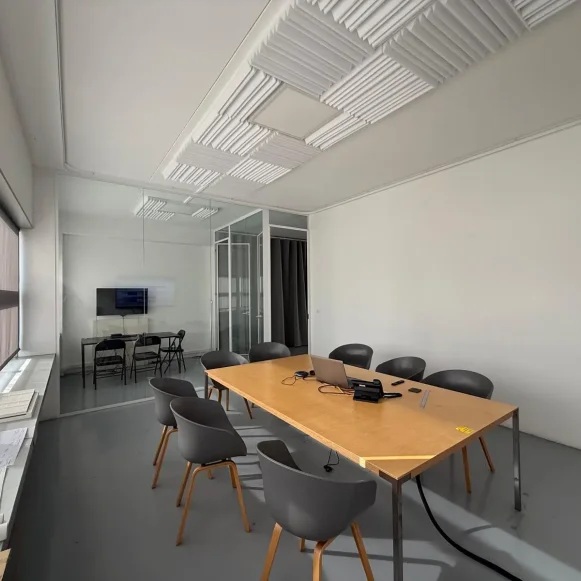 Bureau privé 100 m² 16 postes Location bureau Rue d'Aubervilliers Paris 75019 - photo 2