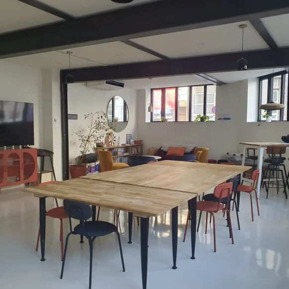 Bureau privé 25 m² 8 postes Location bureau Rue d'Arménie Lyon 69003 - photo 9