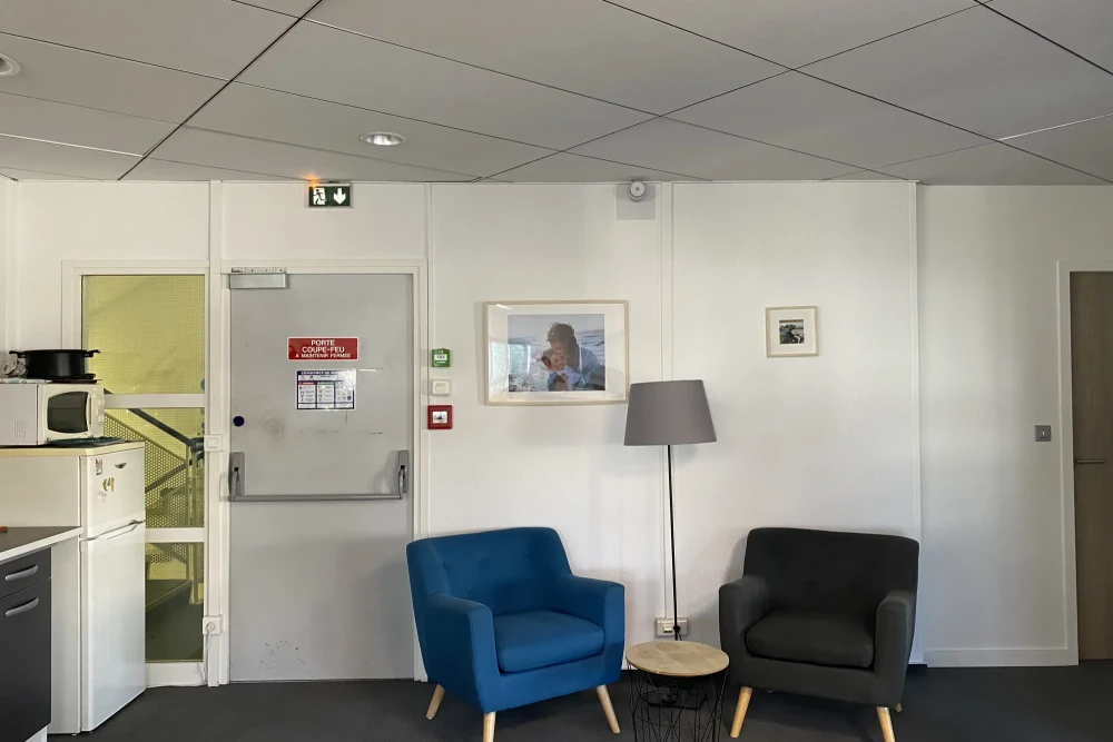 Bureau privé - 69009 - 10 postes - 2500€