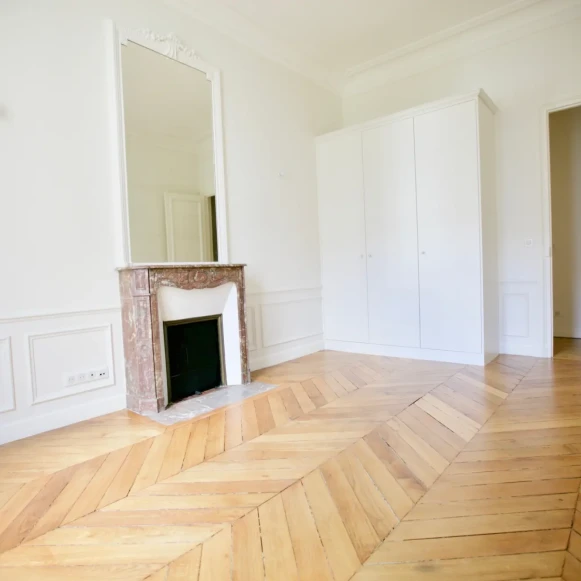 Bureau privé 17 m² 3 postes Location bureau Avenue Kléber Paris 75016 - photo 2