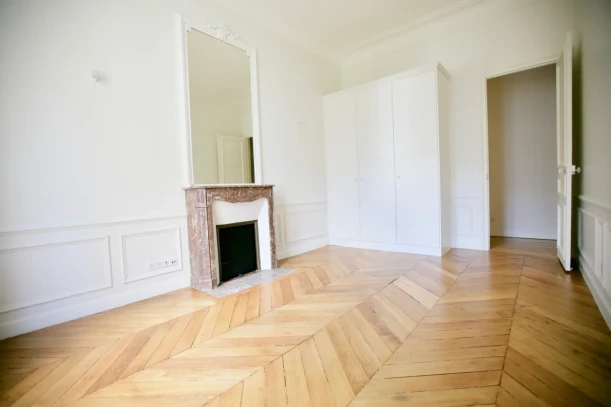 Bureau privé - 75016 - 4 postes - 1700€