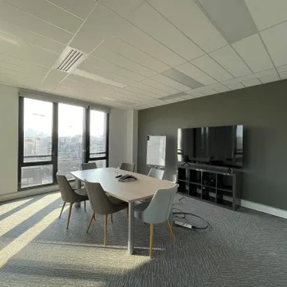 Bureau privé 11 m² 2 postes Coworking Rue Laure Diebold Lyon 69009 - photo 6