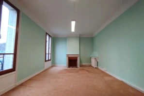 Bureau privé - 75015 - 3 postes - 578€