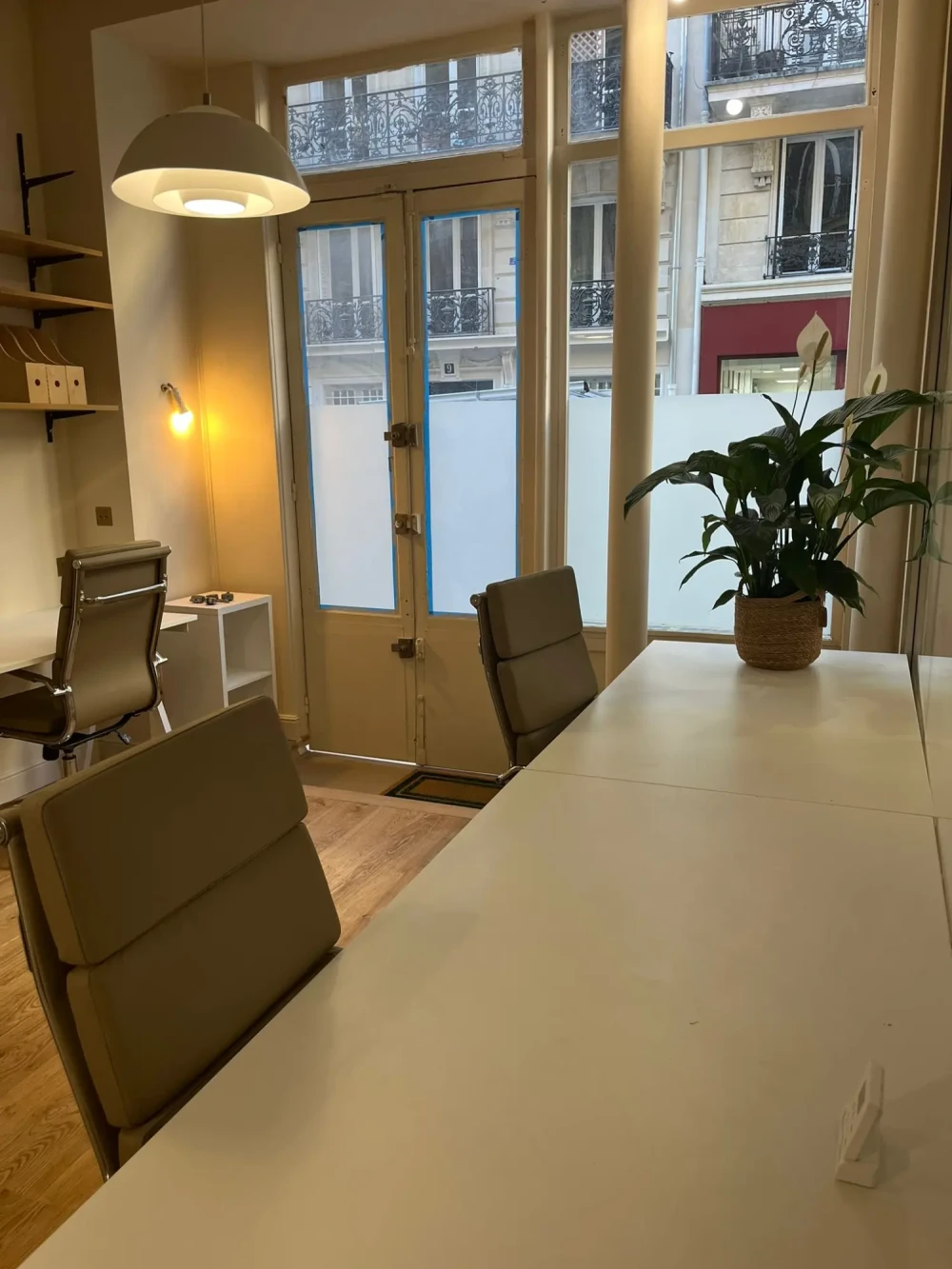 Espace indépendant - 75009 - 5 postes - 1750€