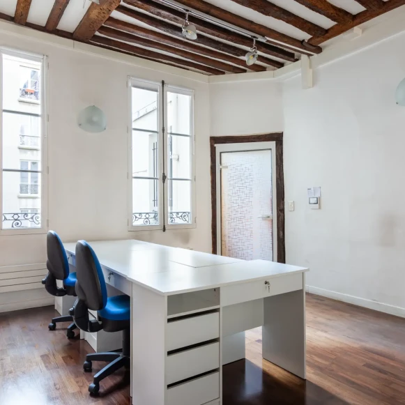 Bureau privé 45 m² 12 postes Coworking Rue Vauvilliers Paris 75001 - photo 3