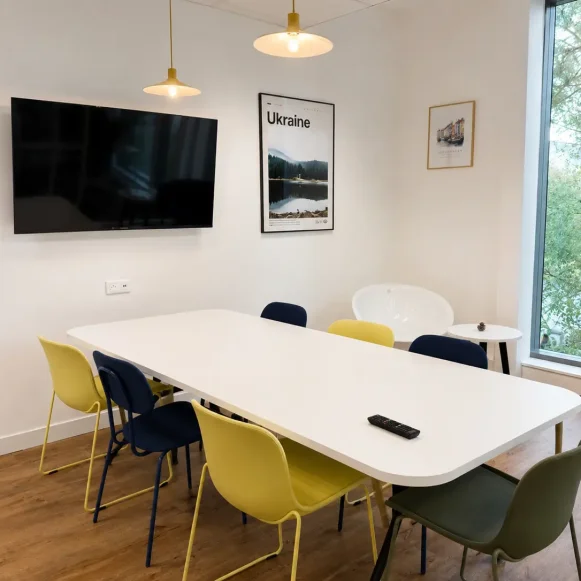 Open Space  16 postes Location bureau Rue Jacques Brel Saint-Herblain 44800 - photo 2